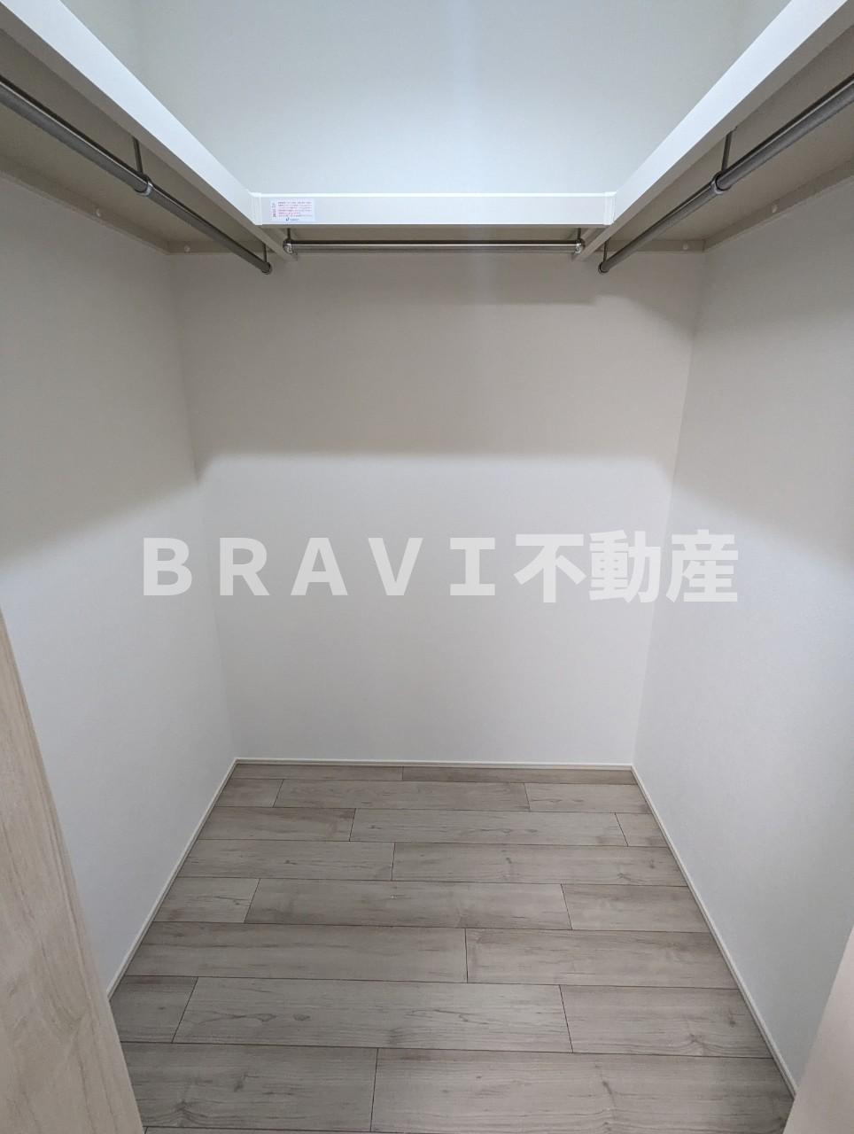 フジパレス城東東中浜Ⅲ番館 BRAVI不動産の収納