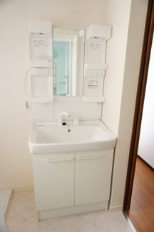 【独立洗面台】 | 桜区西堀中古戸建 | 2019年撮影
