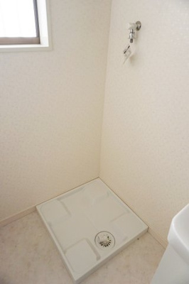 【ランドリースペース】 | 桜区西堀中古戸建 | 洗濯機置き場　2019年撮影