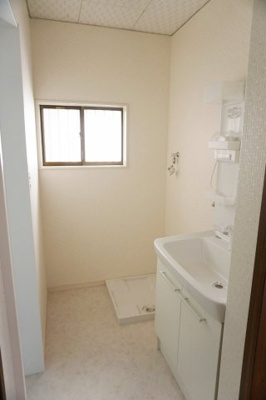 【独立洗面台】 | 桜区西堀中古戸建 | 2019年撮影