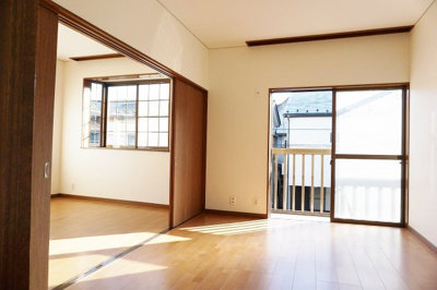 【洋室】 | 桜区西堀中古戸建 | 2階洋室中央　2019年撮影