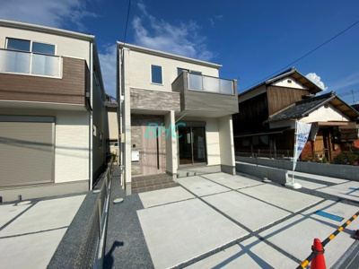 【外観】 | 別保２丁目　１期３号地 | その邸が魅せる、気品・上質・重厚感・極細やかさ、そのすべては訪れた者に安らぎと品性を与える特別な空間です。ここに住むからこそ意味がある。すべての（始まり）をここから迎えます。