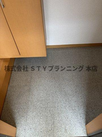 仲介手数料０円！ルース　リーリヤの玄関