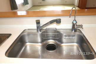 【キッチン】 | 太田市新田中江田町　中古戸建 | シンクにはビルトイン浄水器