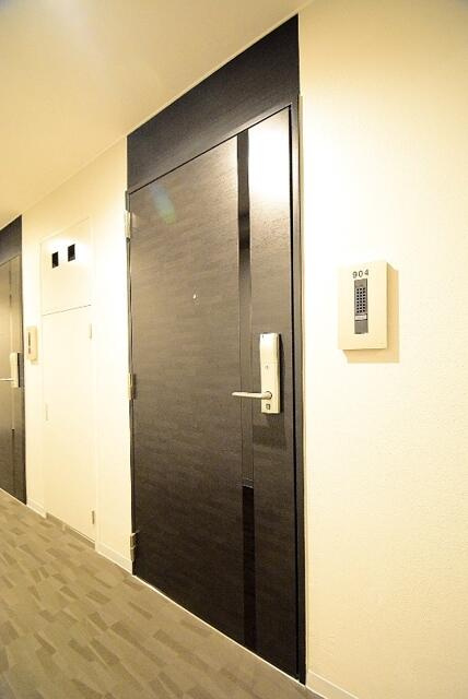 ステージグランデ亀有アジールコートの玄関