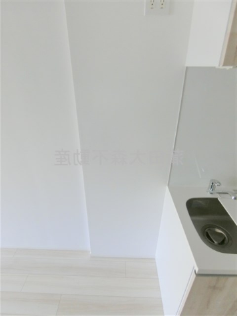 ハーモニーレジデンス蒲田アートヴィラのキッチン|冷蔵庫置き場