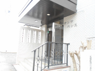 【エントランス】