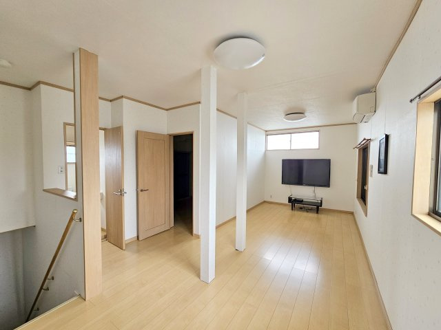 嘉家佐和中古戸建の居間・リビング