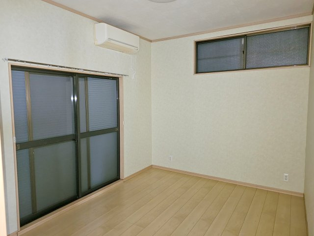 嘉家佐和中古戸建の洋室