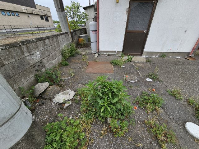 嘉家佐和中古戸建の庭