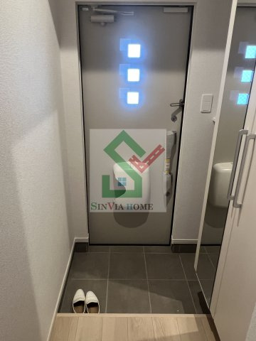 アルカンシェルひばりが丘の玄関