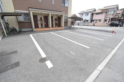 【駐車場】 | ラウレア西庄