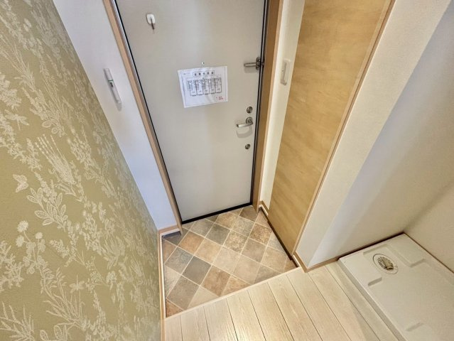 ネストプラス浜田の玄関