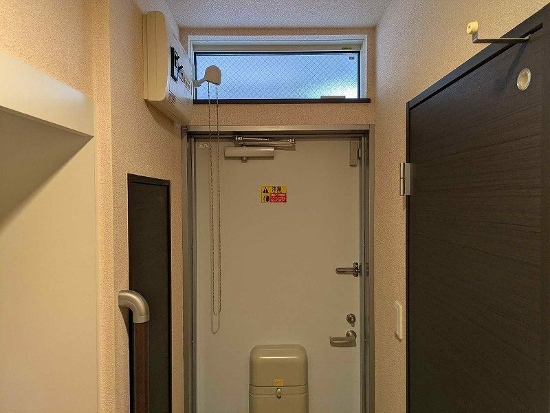 レオネクストさくらの玄関
