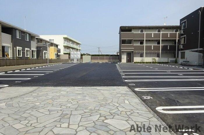 ラ・ドルチェヴィータBの駐車場|駐車場