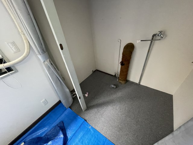 神田町 西山地産ビルの内装