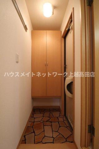 ロイヤルガーデン絆 Ｂの玄関|玄関