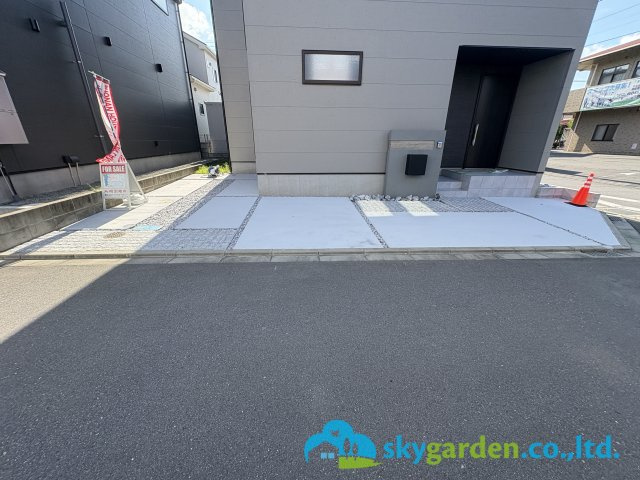 高座郡寒川町小谷１丁目Ⅱ　新築戸建　全４棟A号棟の駐車場|車種により２台駐車可