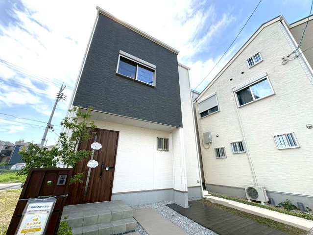 市バス「樋爪」停徒歩６分◆オール電化◆全居室６帖以上◆収納豊富◆伏見区羽束師古川町