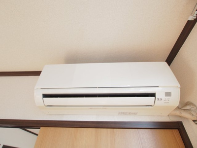 【設備】 | コーポ弥生B | エアコン