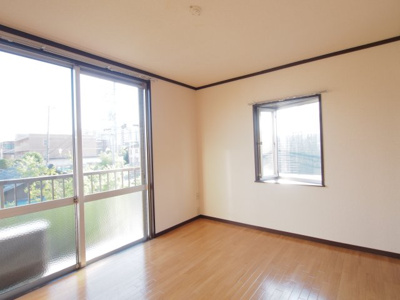 【居間・リビング】 | コーポ弥生B | 洋室（西側）６帖