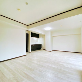 【居間・リビング】 | イトーピア逆瀬川 | LDK