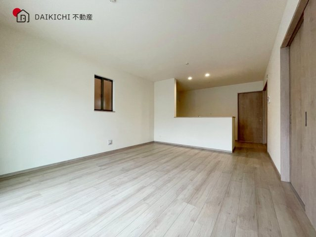 【居間・リビング】 | 北本市宮内2期〈3工期〉　新築戸建　全6棟　Q号棟