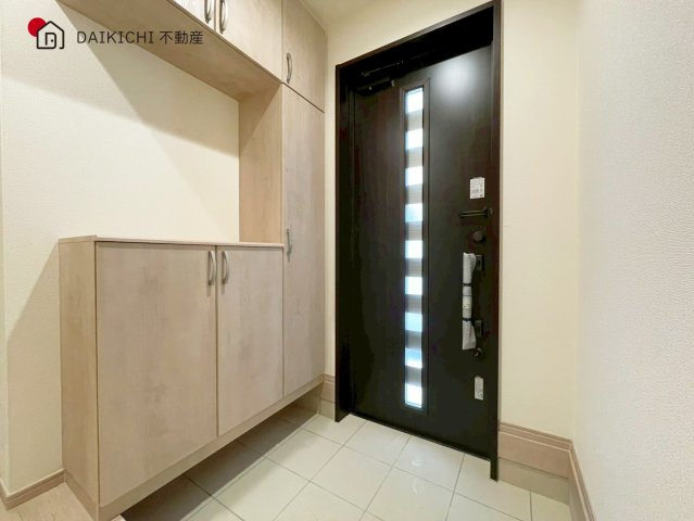 【玄関】 | 北本市宮内2期〈3工期〉　新築戸建　全6棟　Q号棟