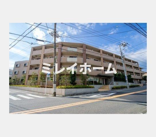 グランハイツ南雪谷の外観