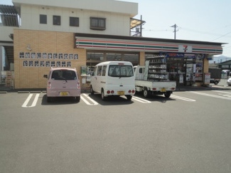 【周辺】 | ルピナス | セブンイレブン福山手城店まで317ｍ
