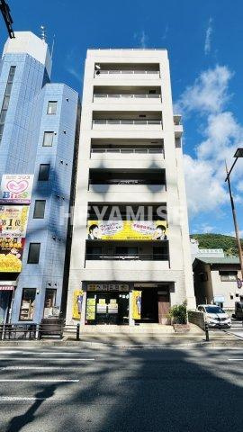 modern palazzo浦上駅前の外観