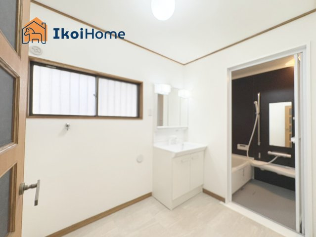 神戸市西区押部谷町木幡　中古戸建の洗面所|●年中無休：当日予約可●洗面室になります。洗濯パンございませんがお好みでお付け頂けます。