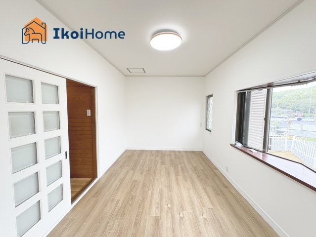 神戸市西区押部谷町木幡　中古戸建の寝室|●年中無休：当日予約可●2階洋室6帖になります。全居室6帖以上となっております。