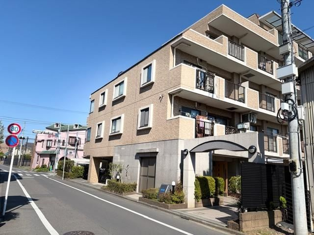 青梅市河辺町６丁目の中古マンションの外観