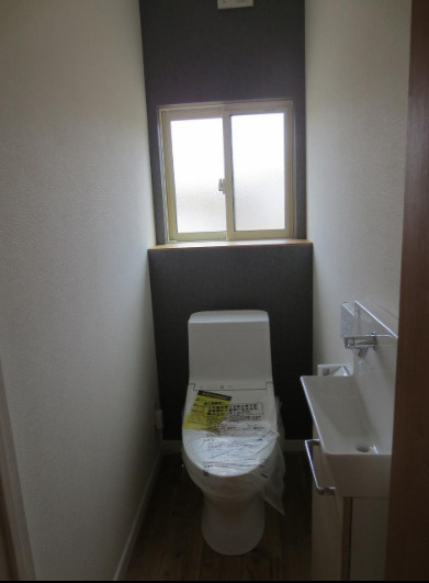 【未使用でキレイ！】香南市野市町父養寺　未入居一戸建てのその他|清潔感漂うトイレです☆