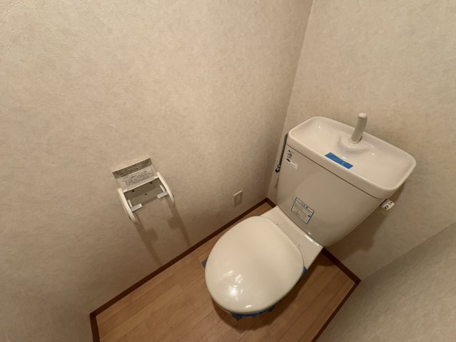 ラナップスクエア三宮プライムのトイレ|同物件別部屋写真