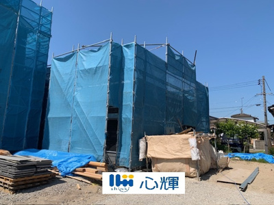【外観】 | クレイドルガーデン山陽小野田市南竜王町 第1（2号棟） | 現地（2026年5月10日撮影）上棟しました。
明るい日差しが差し込む現地。ぜひ現地をご覧ください。

