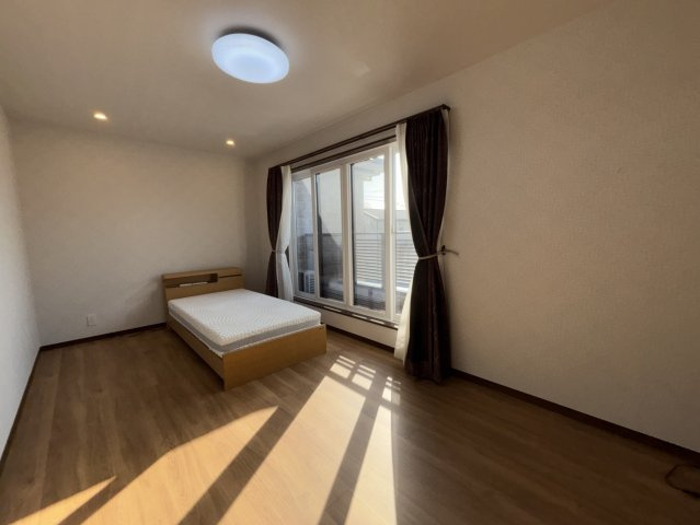 宇都宮市西川田本町３丁目　戸建の寝室
