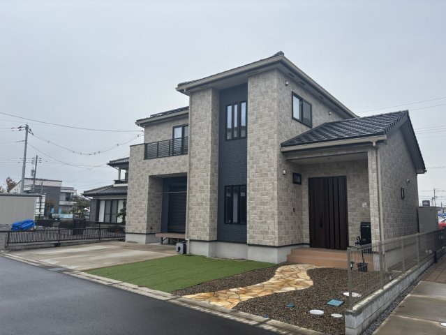 宇都宮市西川田本町３丁目　戸建