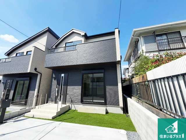 現地案内可能！枚方市長尾東町　新築一戸建ての外観|お客様に長く安心して住んでいだだける事にこだわった家づくり！住んでからのアフターサービスにもしっかりと取り組んでいます！