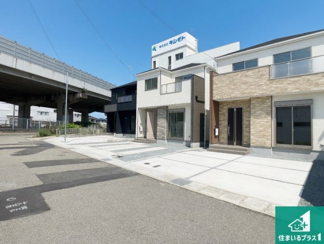 姫路市玉手　第1期　新築一戸建ての外観|安心の10年保証！外観を美しく保ち、雨水で汚れを落とします！気になることがありましたら、お気軽にお問い合わせください！