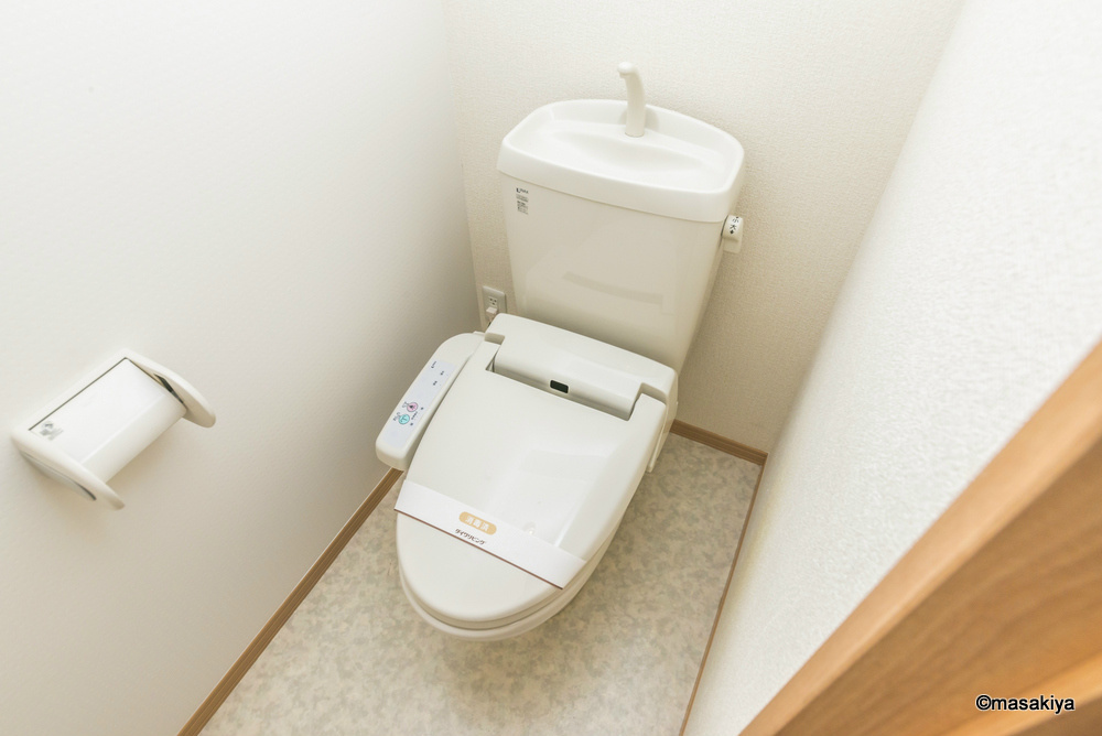 グランモアかじろのトイレ|トイレ　ウォシュレット付き