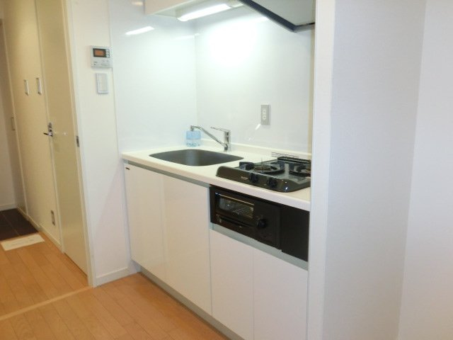 大阪市中央区本町橋の賃貸マンションのキッチン