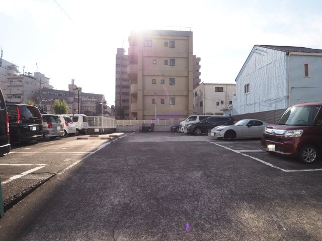 東京染工駐車場