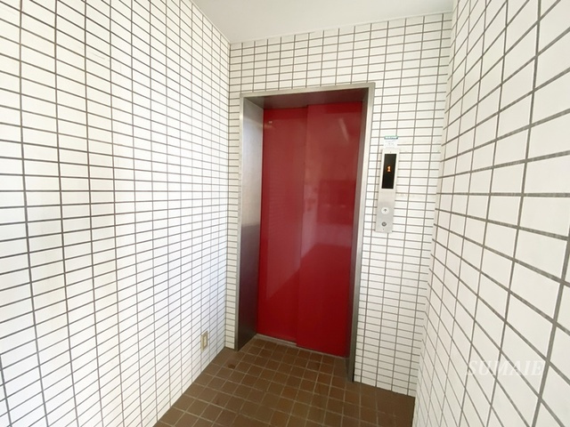 イワタハイツのその他共用部分|エレベーター付いてます♪