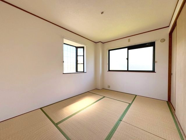 七々色ハイツの和室