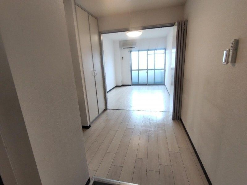 コスタジオの寝室