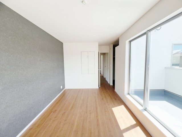藤枝市藤岡2丁目／5期の洋室