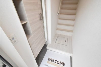 【玄関】 | メゾンレポルディ