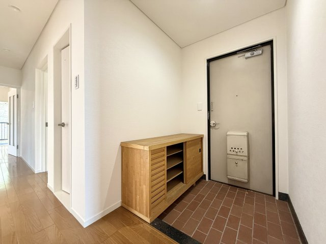 三旺マンション本山の玄関